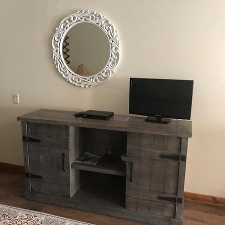 Loft 4 - 1 Of 5 Downtown Apartment Алпайн Екстериор снимка